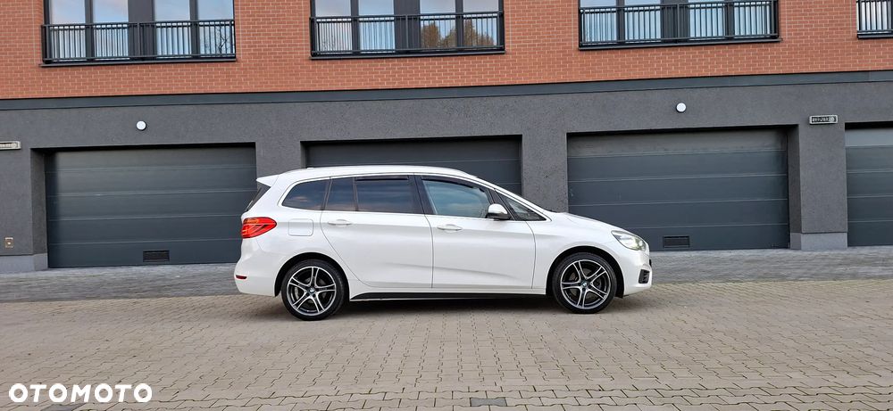 BMW Seria 2 ver-218d-advantage-sport - 12