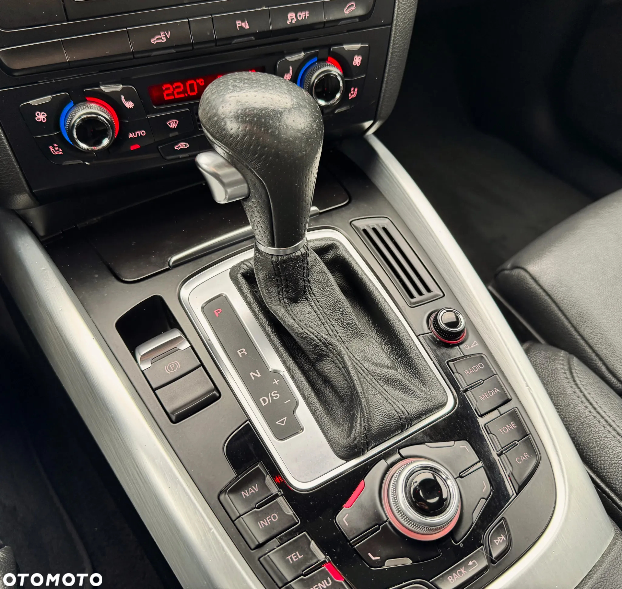Audi Q5 2.0 TFSI Hybrid Quattro Tiptronic - 28