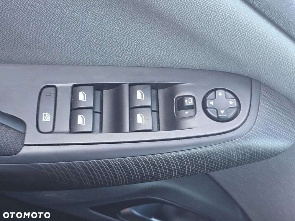 Citroën C4 Picasso - 16