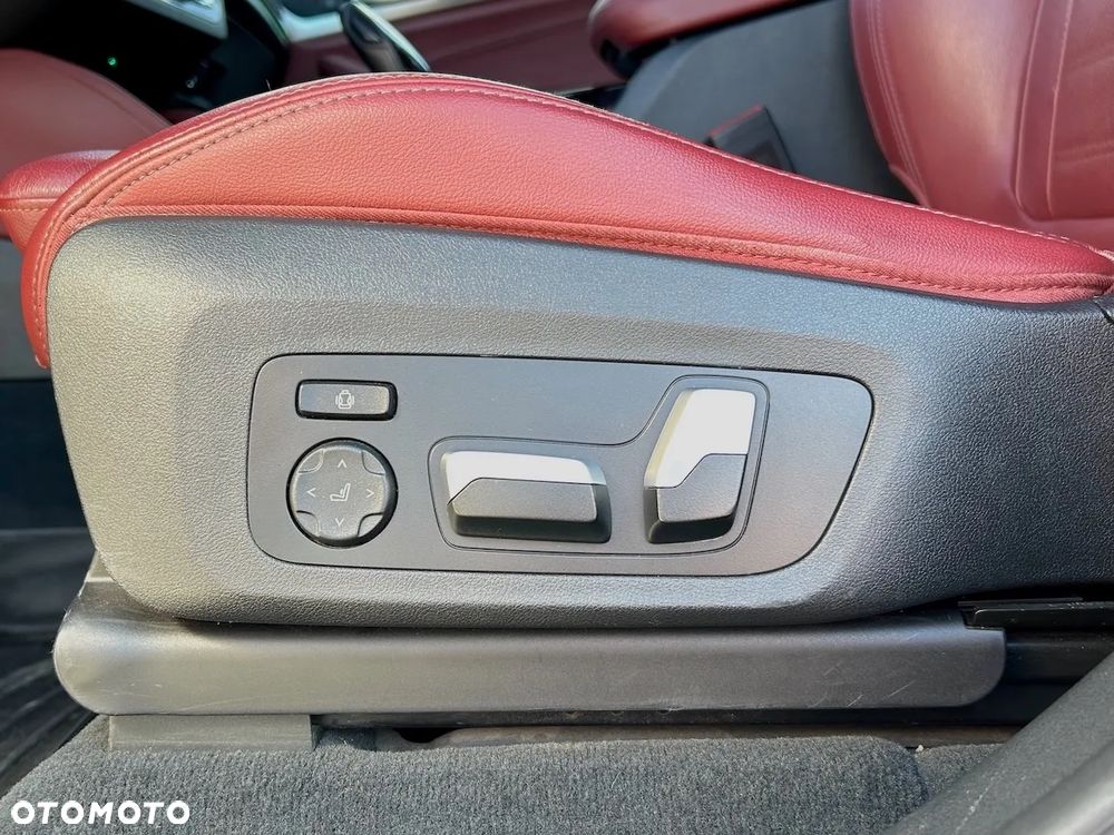 BMW X4 - 31