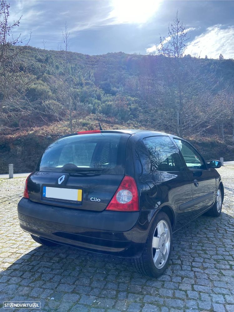 Renault Clio 1.5 dCi Confort - 5