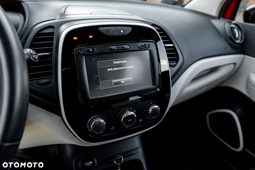 Renault Captur - 36