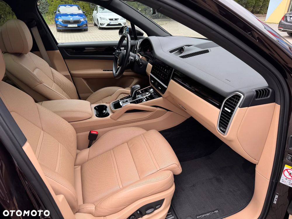 Porsche Cayenne Platinum Edition - 8