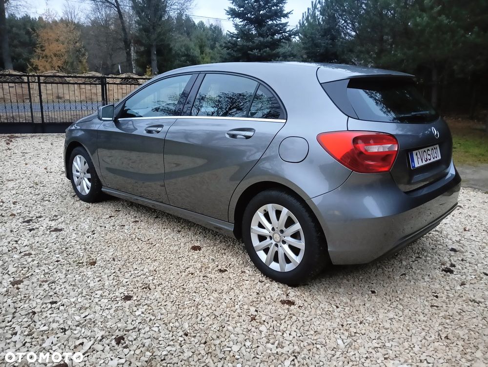 Mercedes-Benz Klasa A 180 BlueEFFICIENCY Edition Style - 13