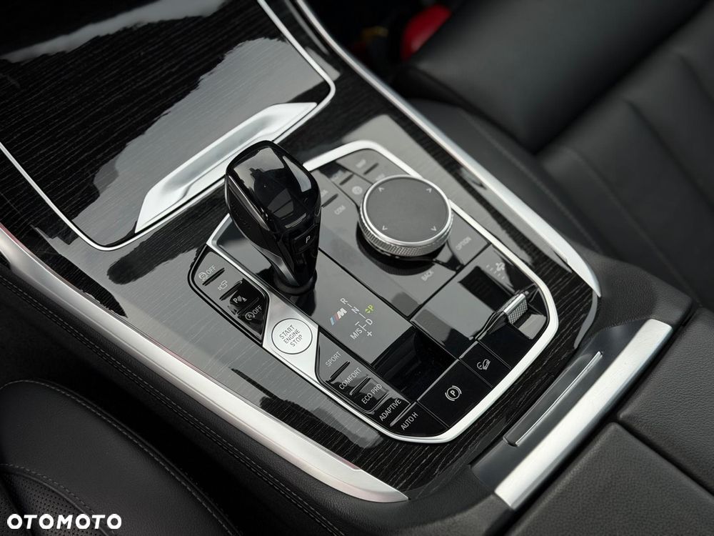BMW X7 M50d sport - 20