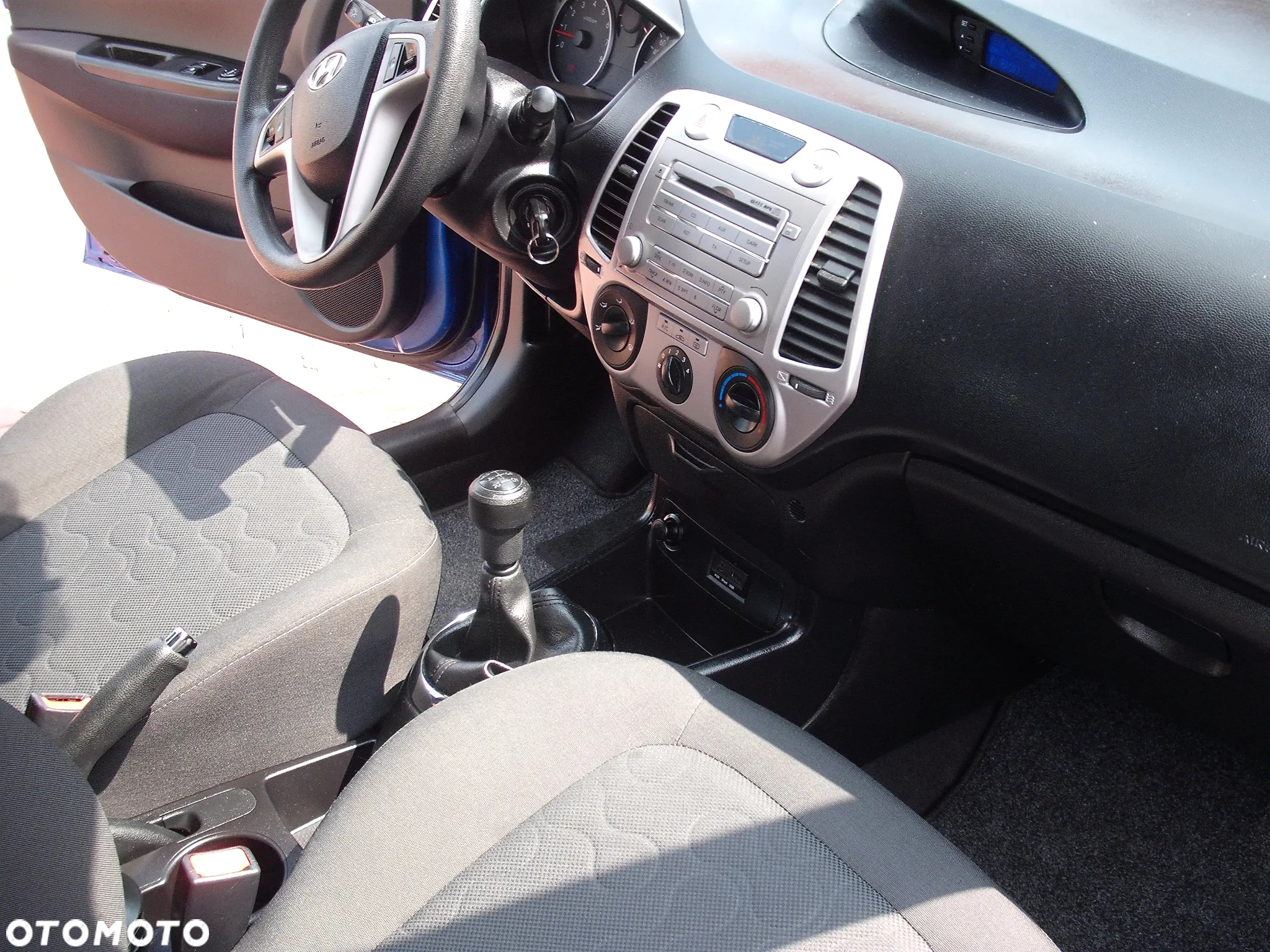 Hyundai i20 - 15