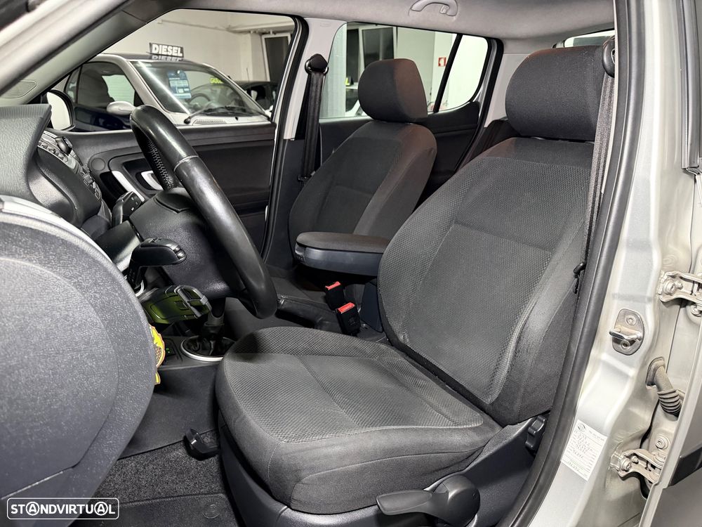 Skoda Fabia 1.2 HTP Sport - 13