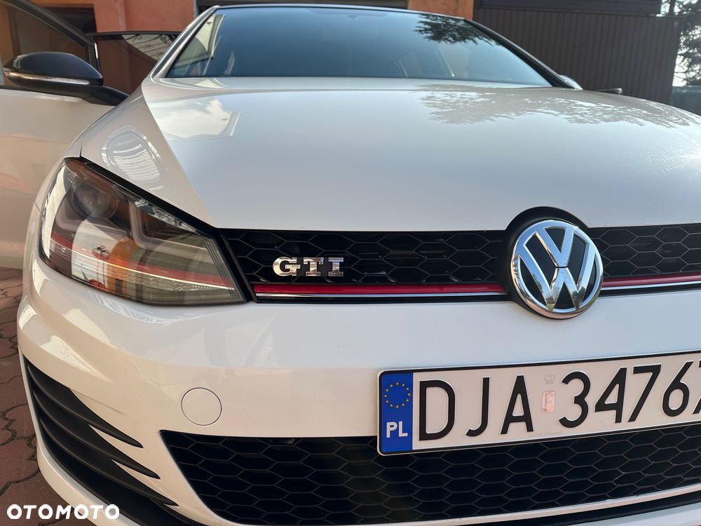 Volkswagen Golf Cabrio GTI DSG - 11
