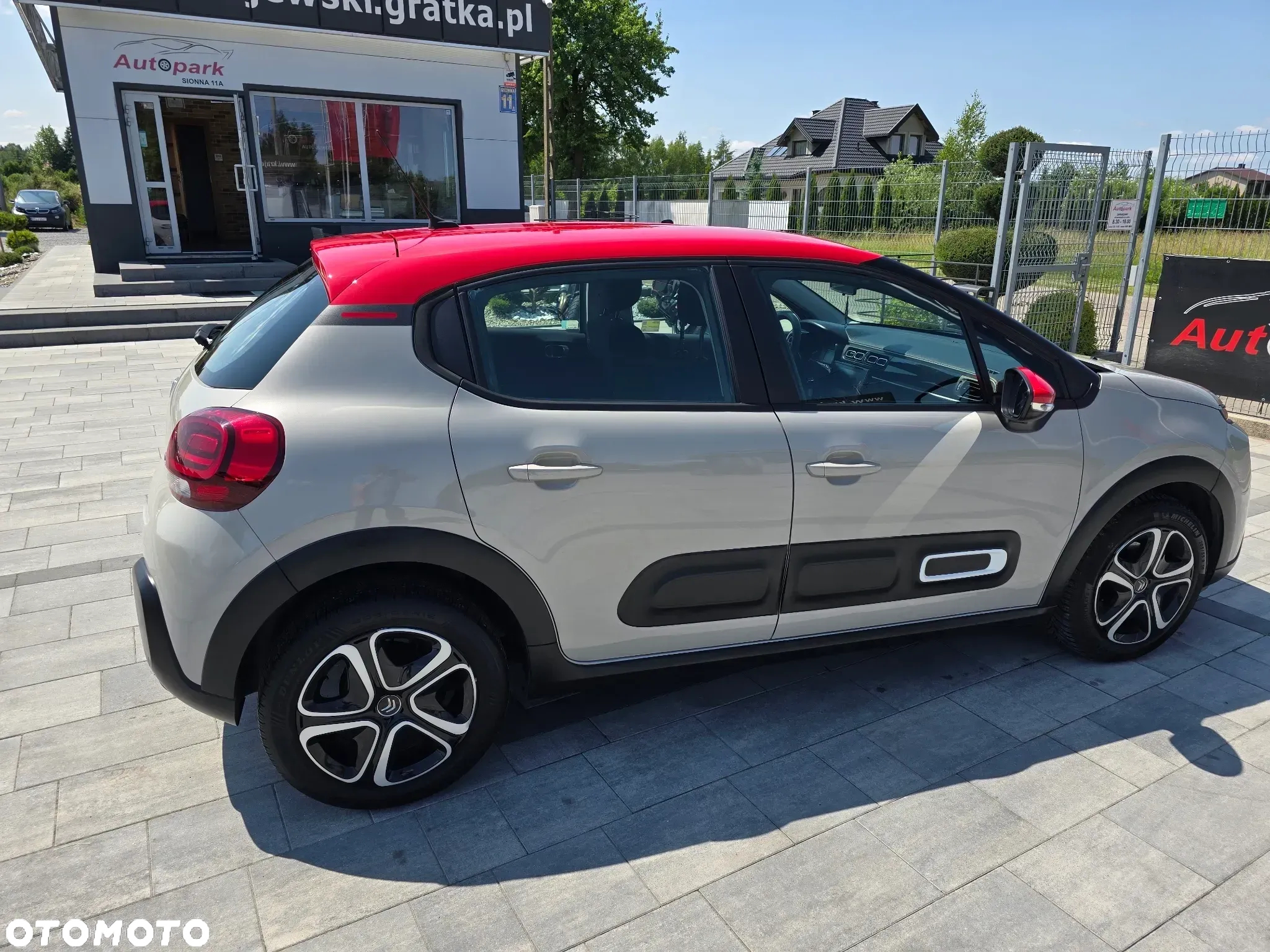 Citroën C3 1.2 PureTech Shine - 17