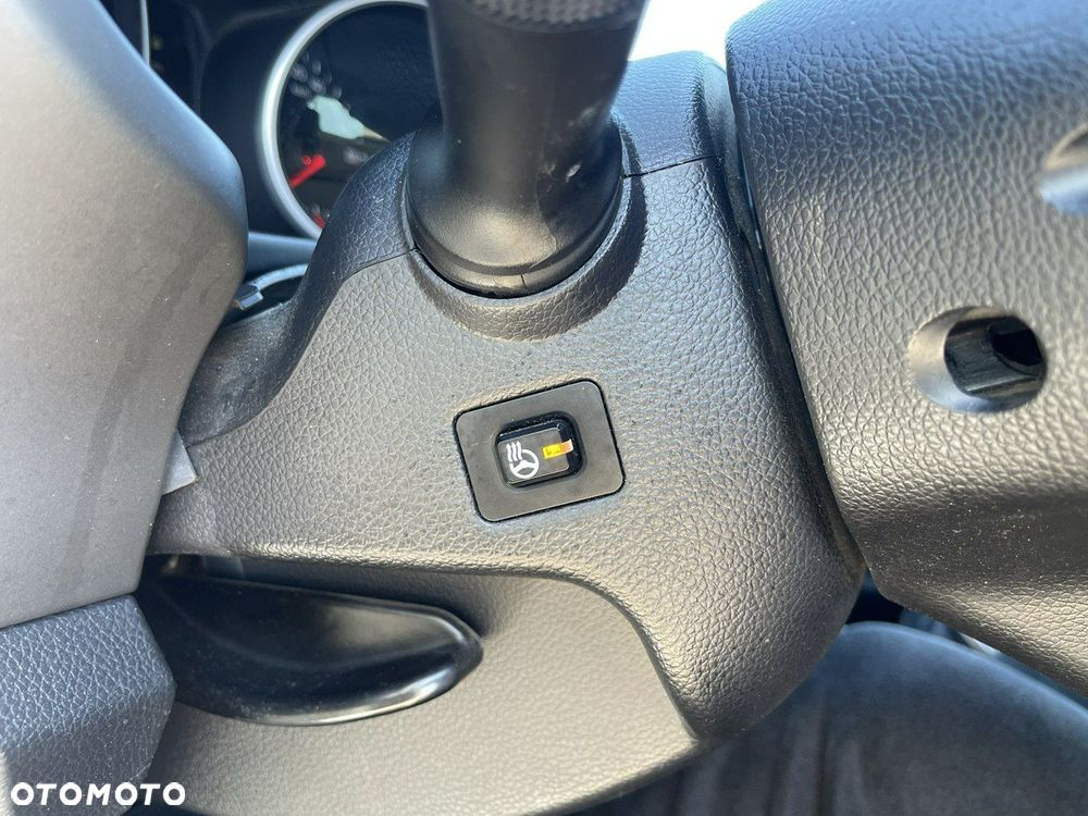 Kia Sportage - 12