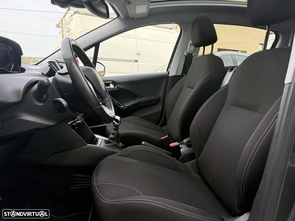 Peugeot 208 1.6 BlueHDi Allure - 15