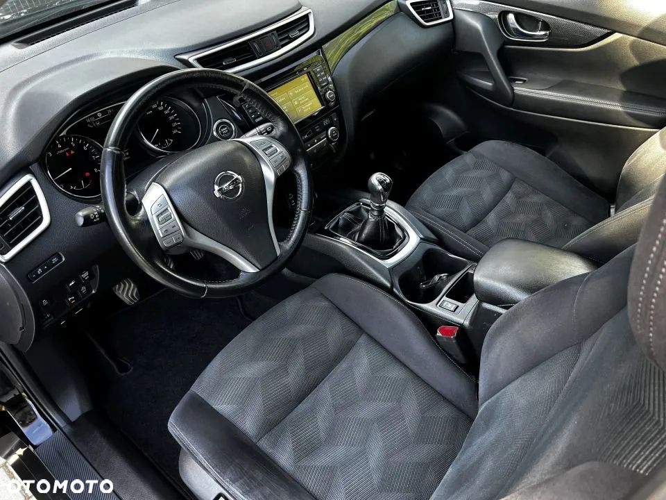 Nissan X-Trail 1.6 DIG-T Tekna 2WD 7os - 9