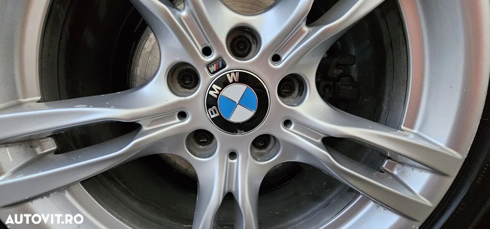 BMW Seria 3 320d xDrive M Sport - 9
