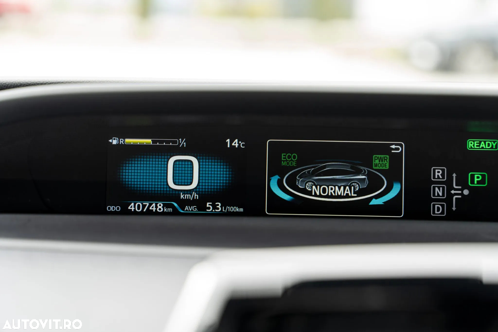 Toyota Prius Hybrid Comfort - 37