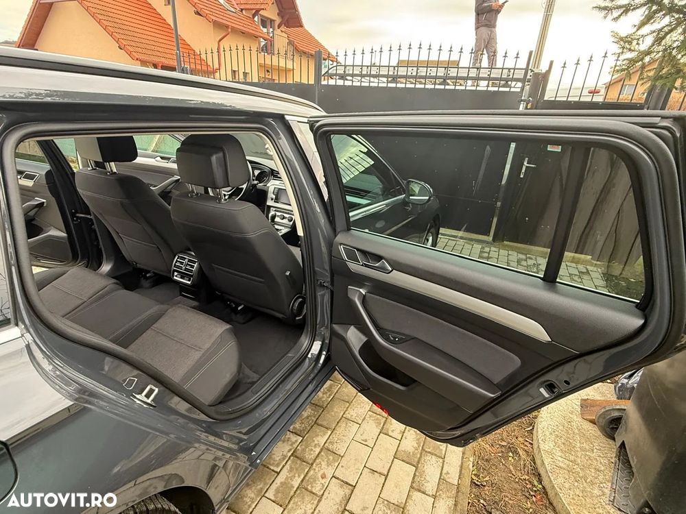 Volkswagen Passat 2.0 TDI (BlueMotion Technology) DSG Comfortline - 24