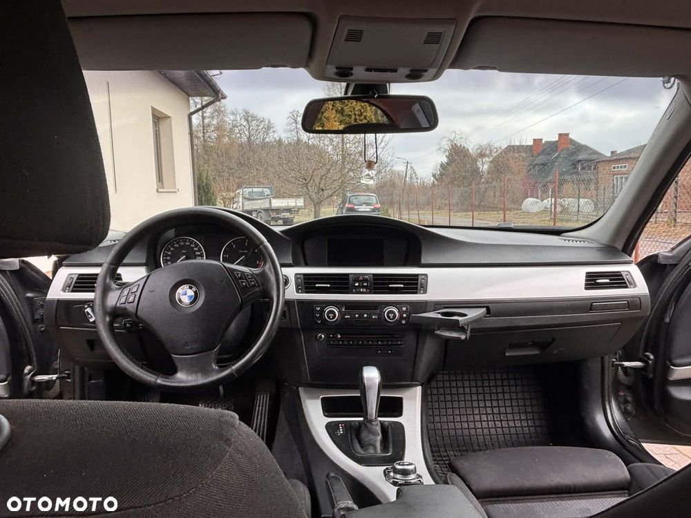 BMW Seria 3 - 10