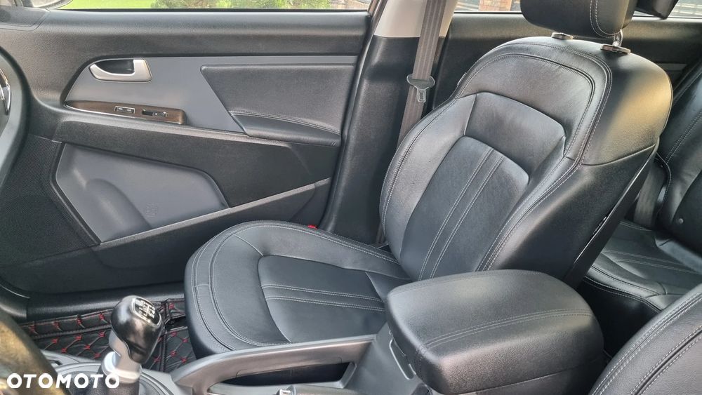 Kia Sportage 2.0 CRDI 184 4WD Spirit - 24