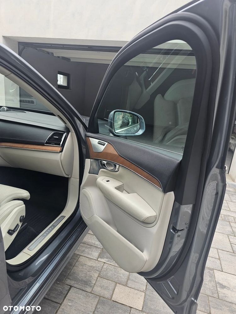 Volvo XC 90 T6 AWD Inscription 7os - 25