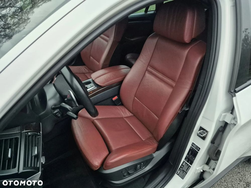 BMW X6M - 15