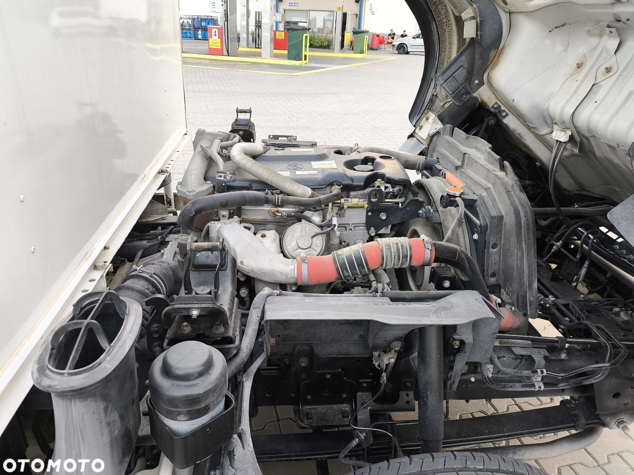 Isuzu N35 - 18