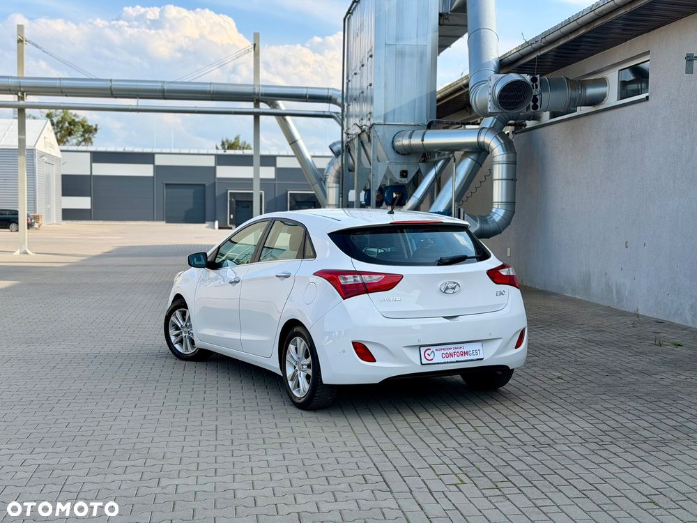 Hyundai i30 1.6 Fifa World Cup Edition - 14