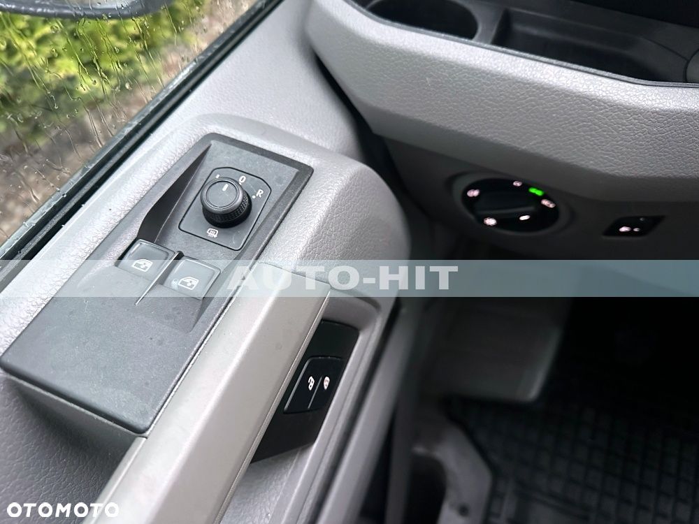 Volkswagen Crafter - 26