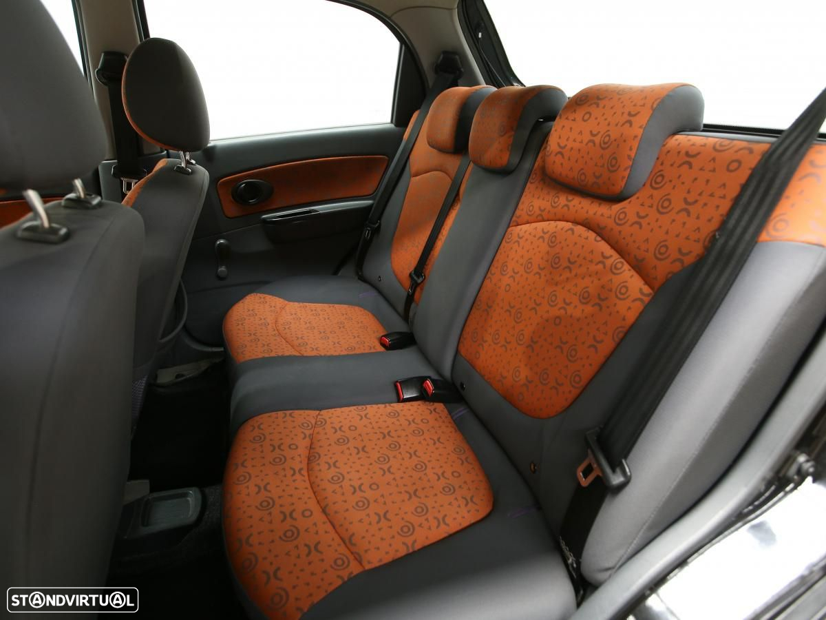 Chevrolet Matiz - 12