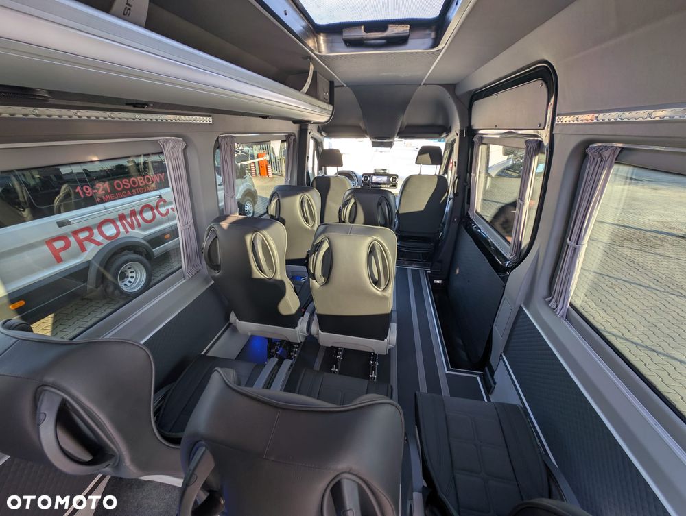 Mercedes-Benz Sprinter - 35