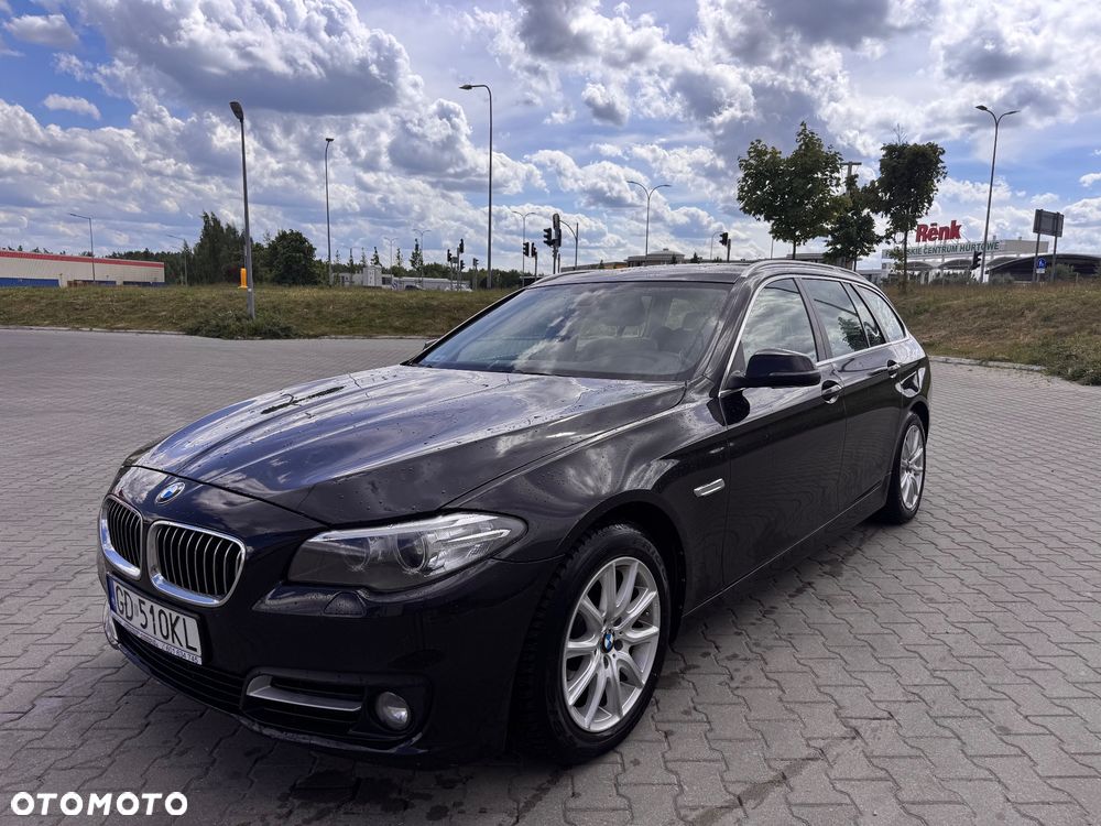 BMW Seria 5 525d xDrive Sport-Aut Luxury Line - 9