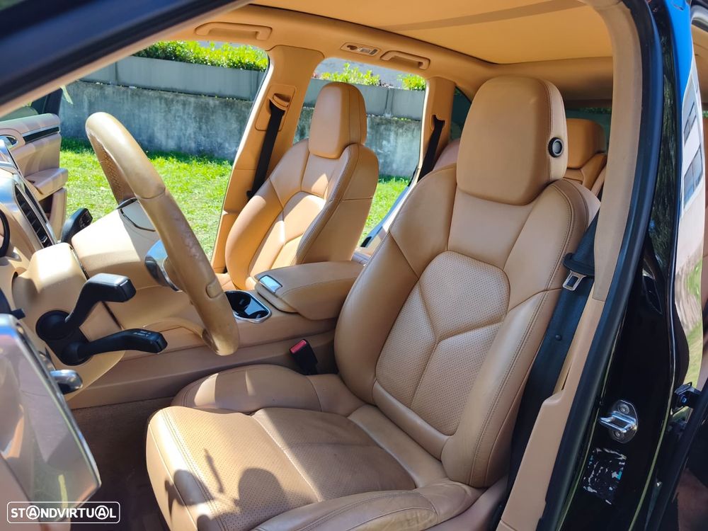 Porsche Cayenne Platinum Edition - 5