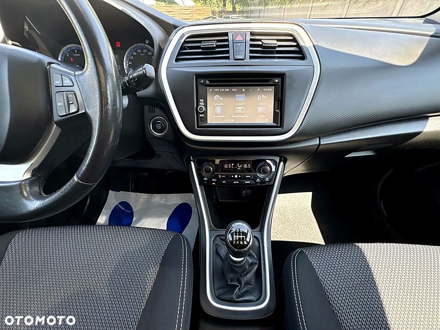 Suzuki SX4 S-Cross 1.6 DDiS Premium - 27