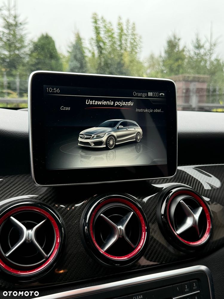 Mercedes-Benz CLA 45 AMG 4-Matic - 12