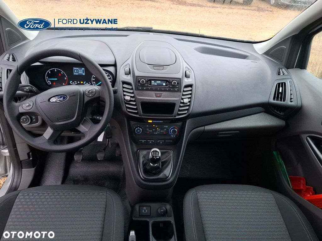 Ford Transit Connect - 18