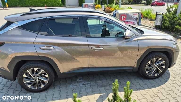 Hyundai Tucson - 2