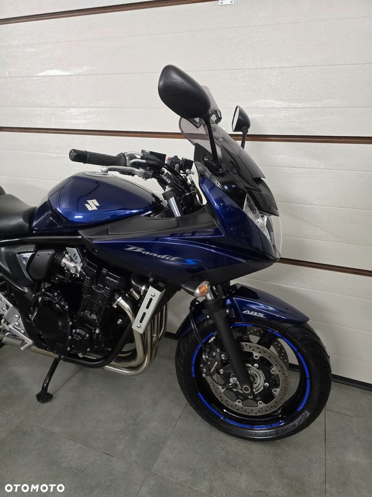 Suzuki Bandit - 3