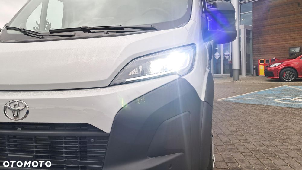 Toyota Proace MAX EV - 9