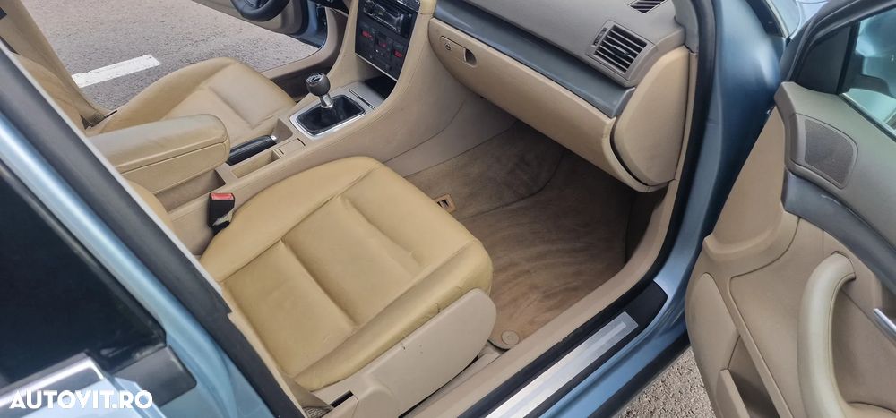 Audi A4 Limuzina 2.0 TDI - 11