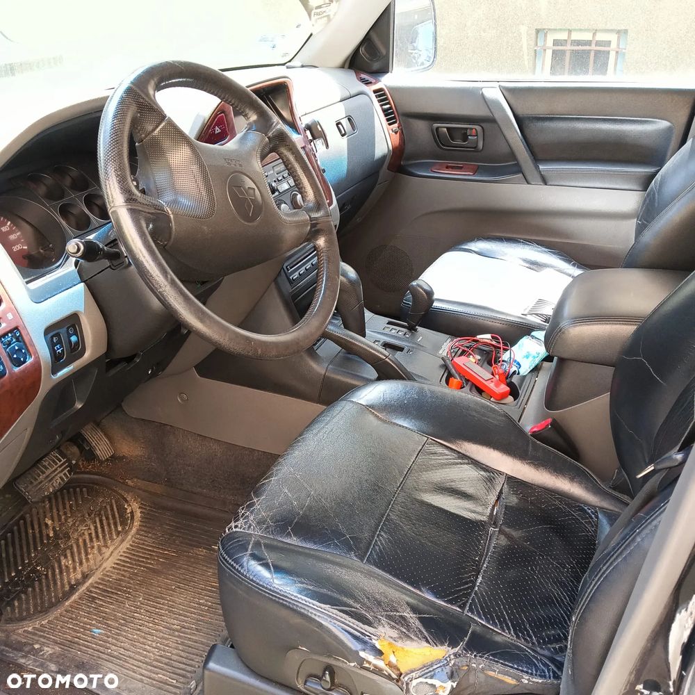 Mitsubishi Pajero 3.2 DID - 9