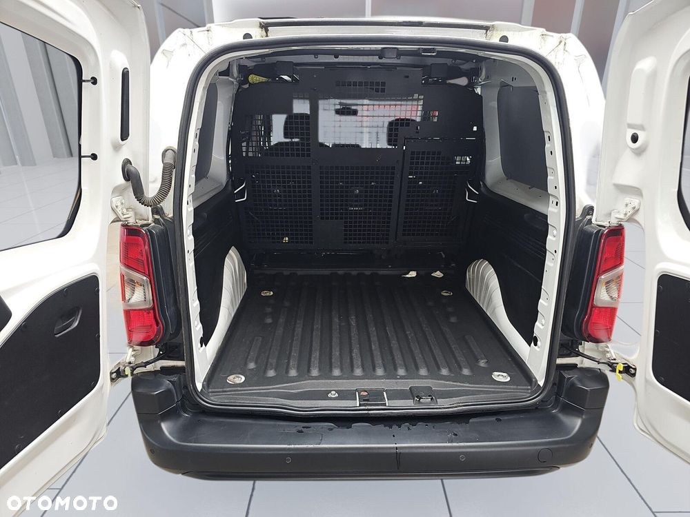 Toyota ProAce 2.3T 1.5D-4D 100KM long FurgonBrygActive - 17