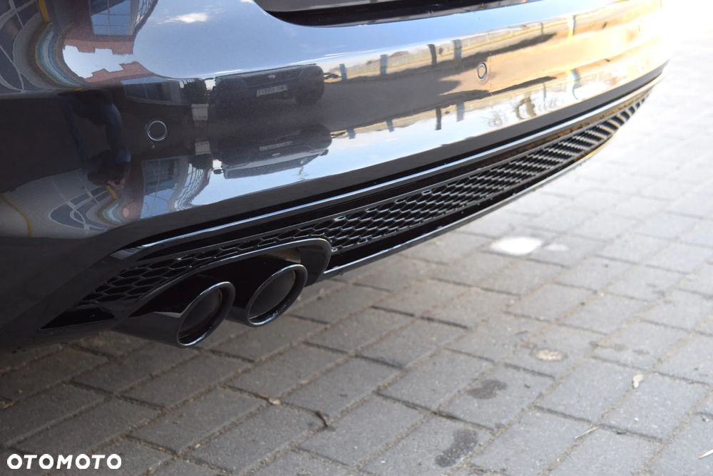 Audi A4 Avant 2.0 TDI Sport S tronic - 30