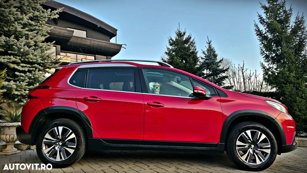 Peugeot 2008 PureTech 82 Allure - 3