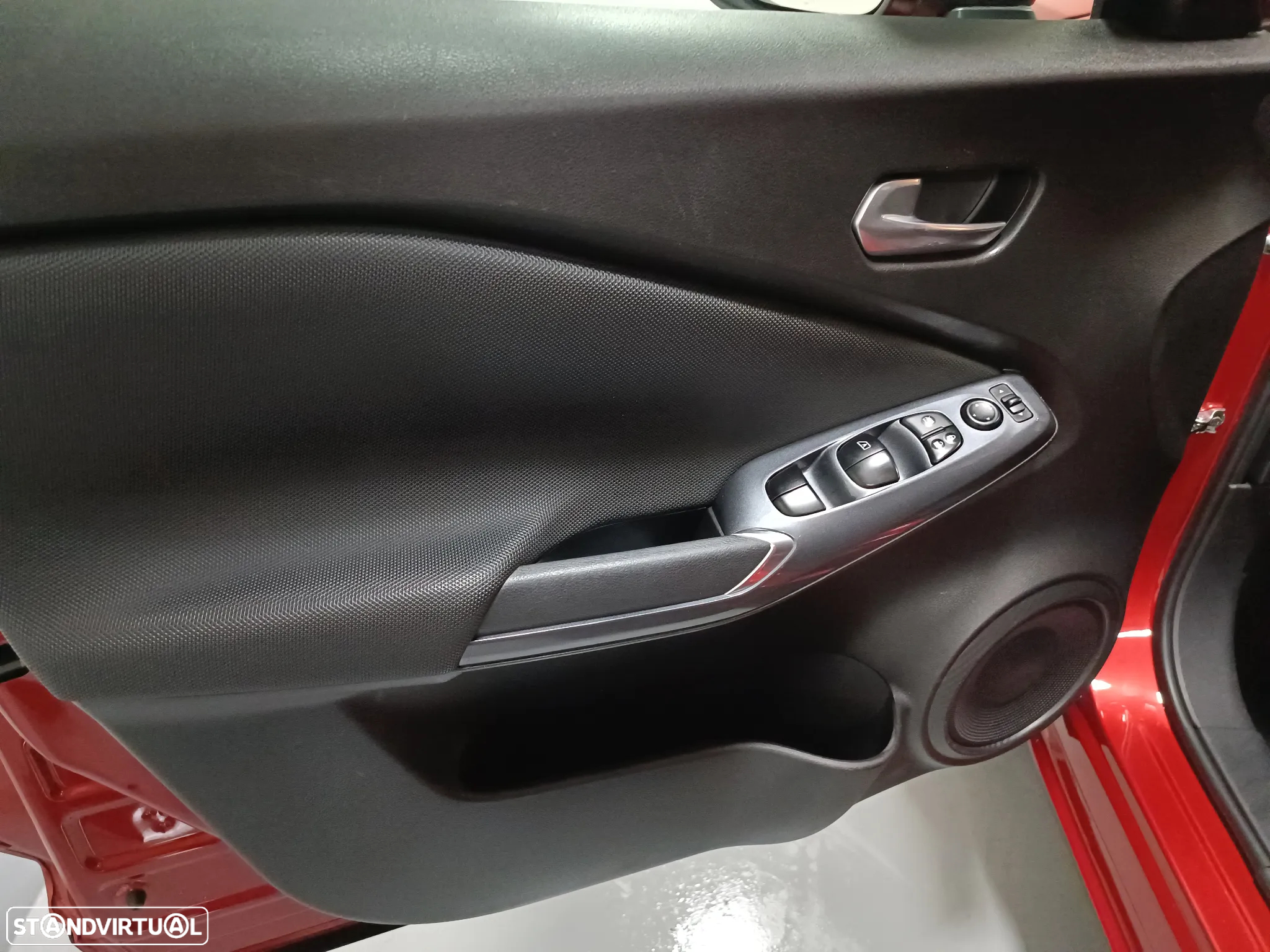 Nissan Juke 1.0 DIG-T N-Connecta - 12