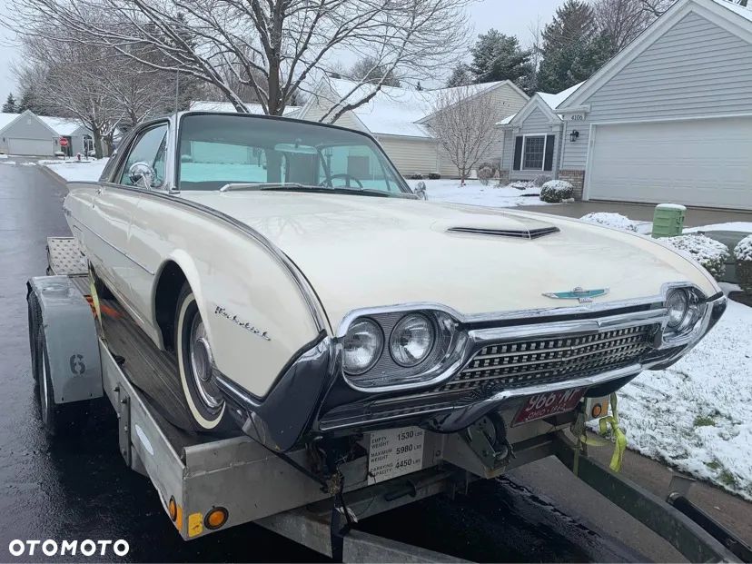 Ford Thunderbird - 1