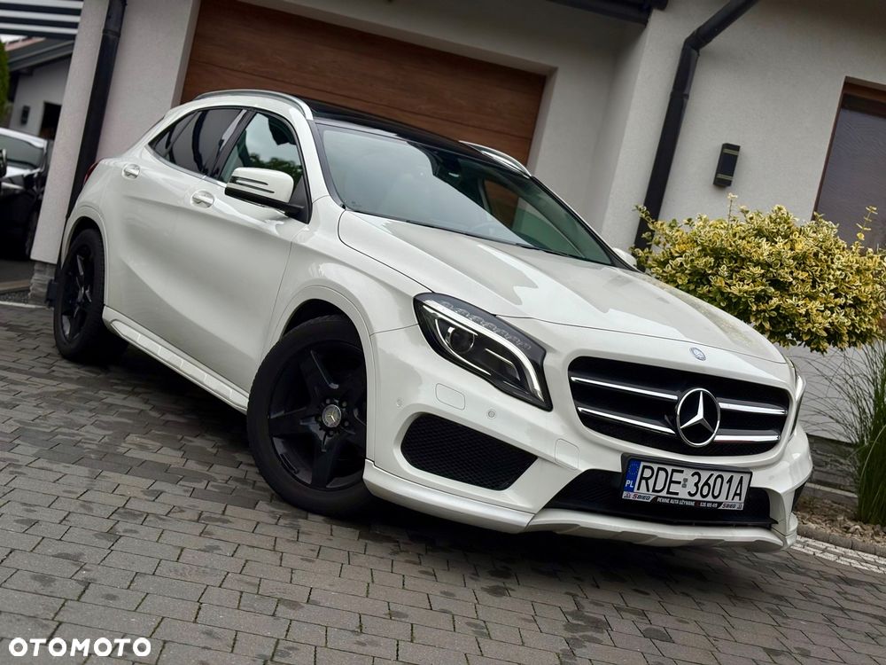 Mercedes-Benz GLA 200 7G-DCT AMG Line - 1