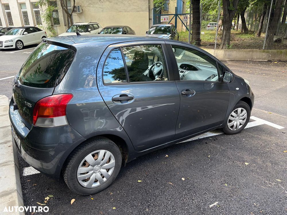 Toyota Yaris 1.0 - 4