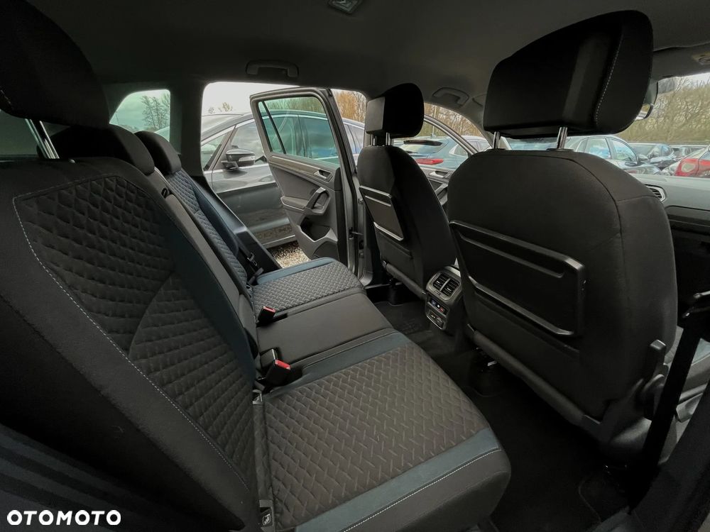 Volkswagen Tiguan 2.0 TDI SCR DSG IQ.DRIVE - 17