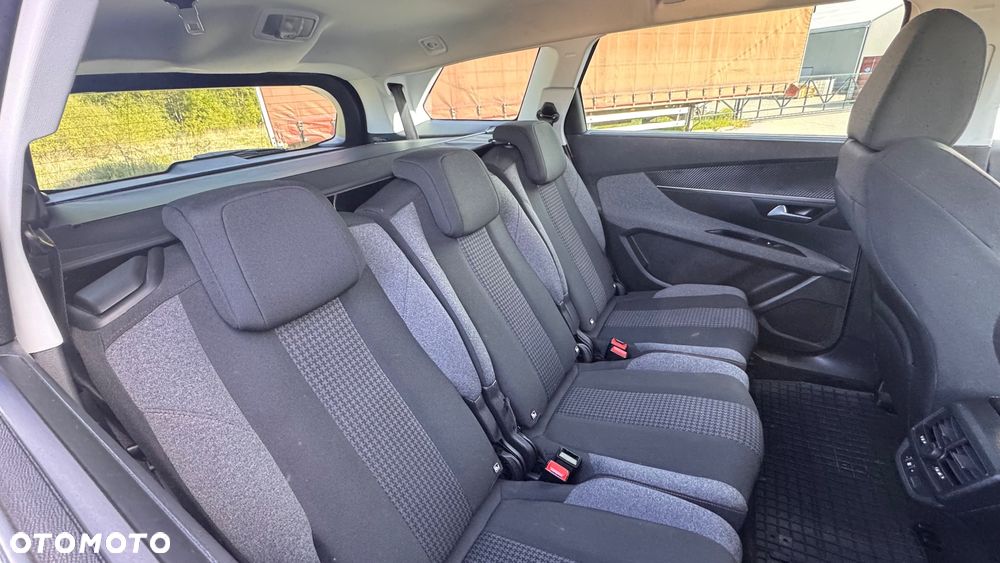 Peugeot 5008 BlueHDi 130 Active - 33