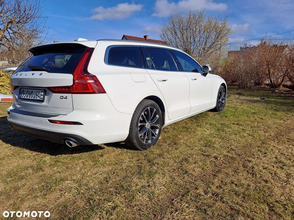 Volvo V60 D4 Geartronic Momentum Pro - 29