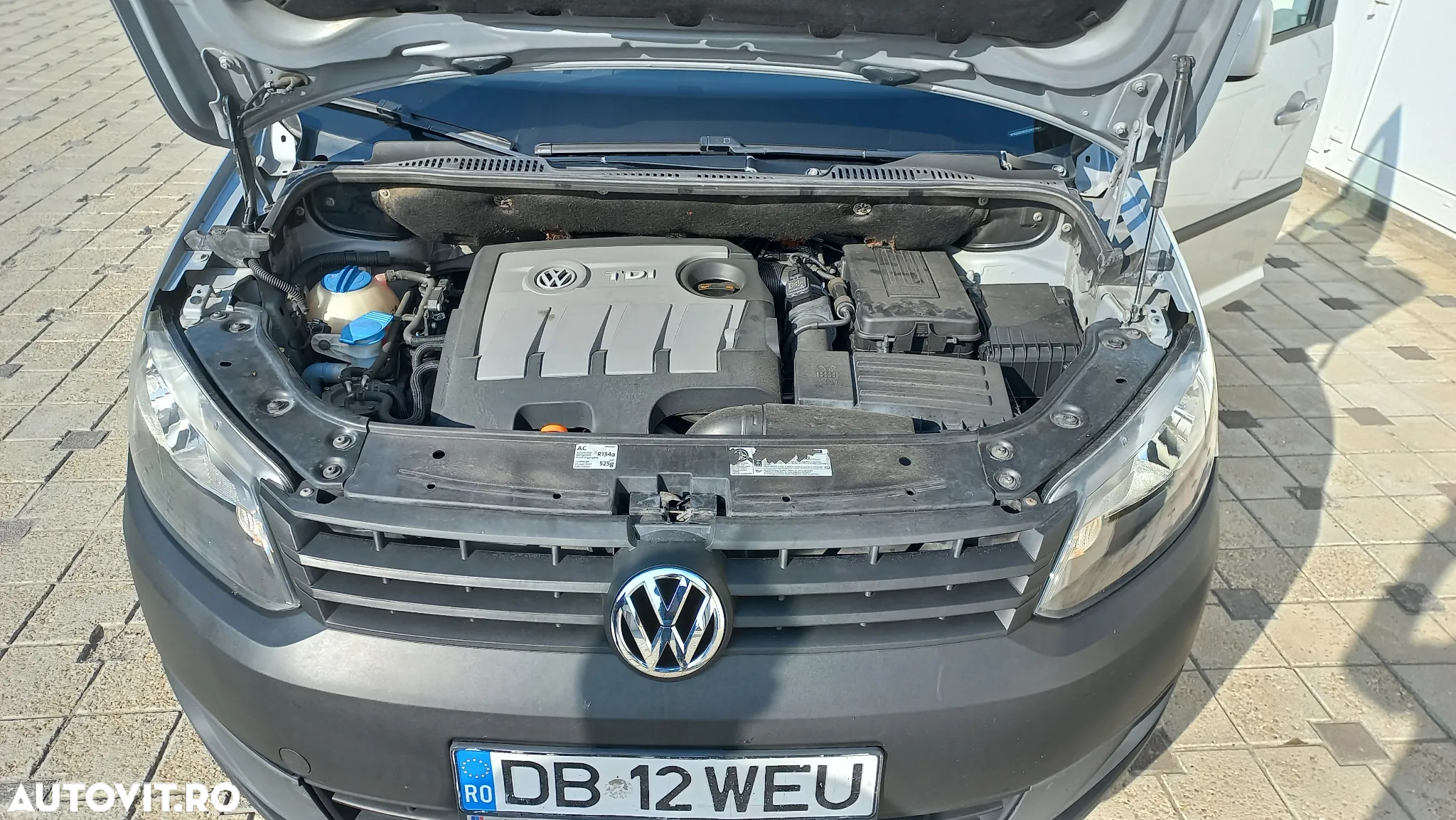 Volkswagen Caddy - 10