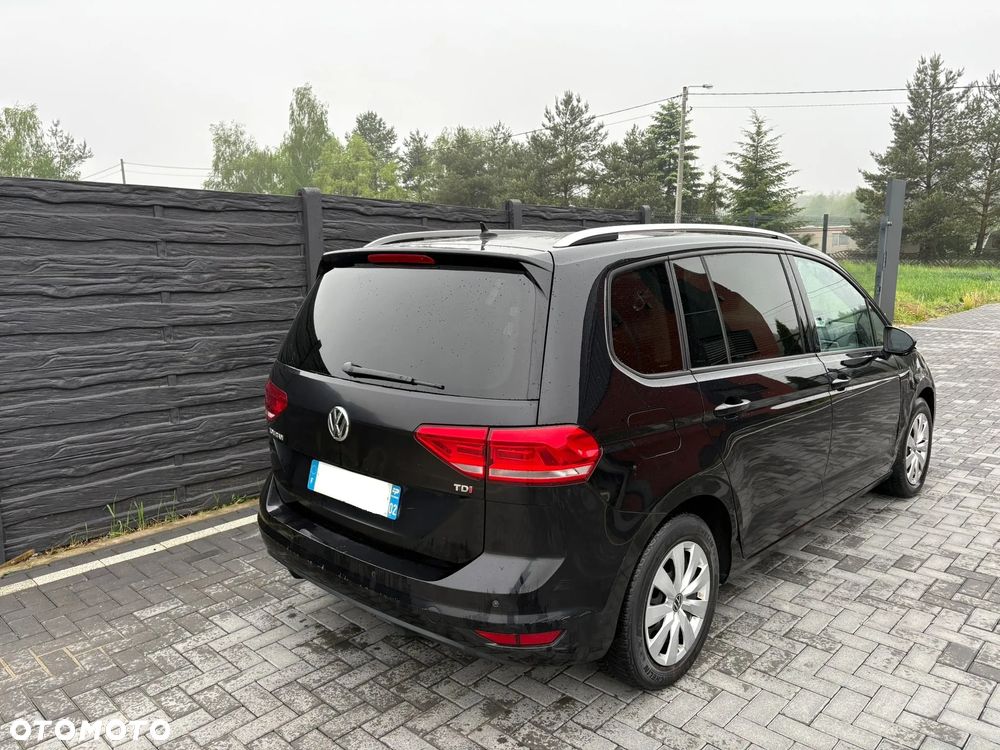 Volkswagen Touran 1.6 TDI SCR BlueMotion Technology DSG Comfortline - 5